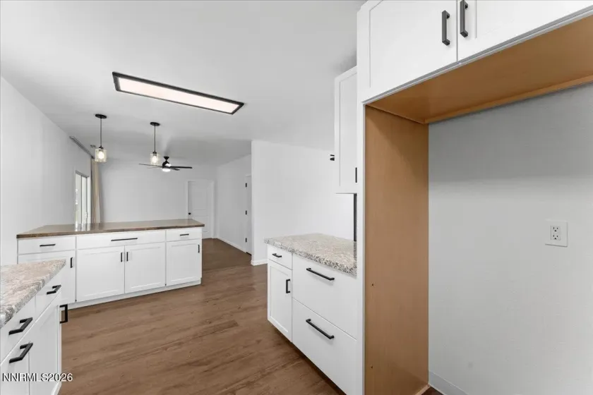 85 Rosetta Stone, Sparks, Nevada 89441, 3 Bedrooms Bedrooms, ,2 BathroomsBathrooms,Residential,Residential,Rosetta Stone,0,260009523