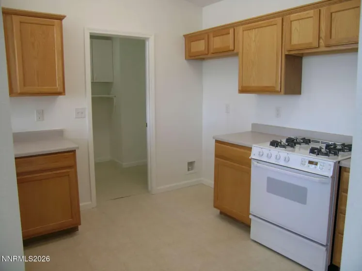 893 Vista Park, Carson City, Nevada 89705, 3 Bedrooms Bedrooms, ,2 BathroomsBathrooms,Residential,Residential,Vista Park,0,260009525