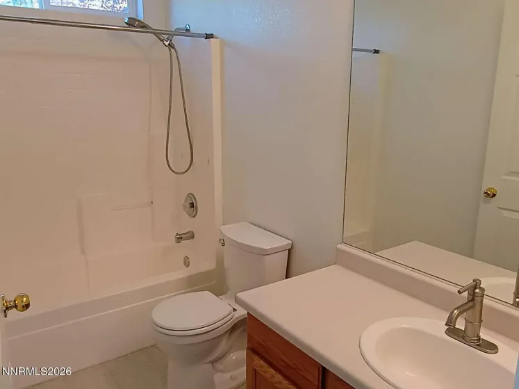 893 Vista Park, Carson City, Nevada 89705, 3 Bedrooms Bedrooms, ,2 BathroomsBathrooms,Residential,Residential,Vista Park,0,260009525