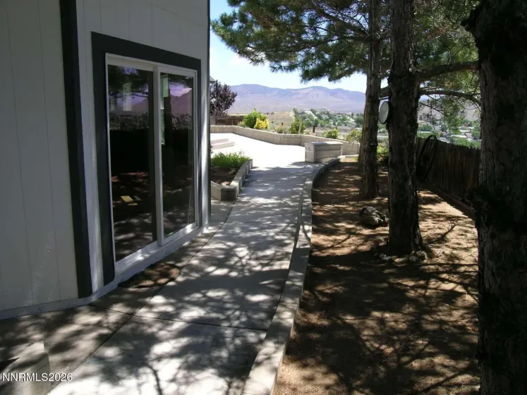 893 Vista Park, Carson City, Nevada 89705, 3 Bedrooms Bedrooms, ,2 BathroomsBathrooms,Residential,Residential,Vista Park,0,260009525