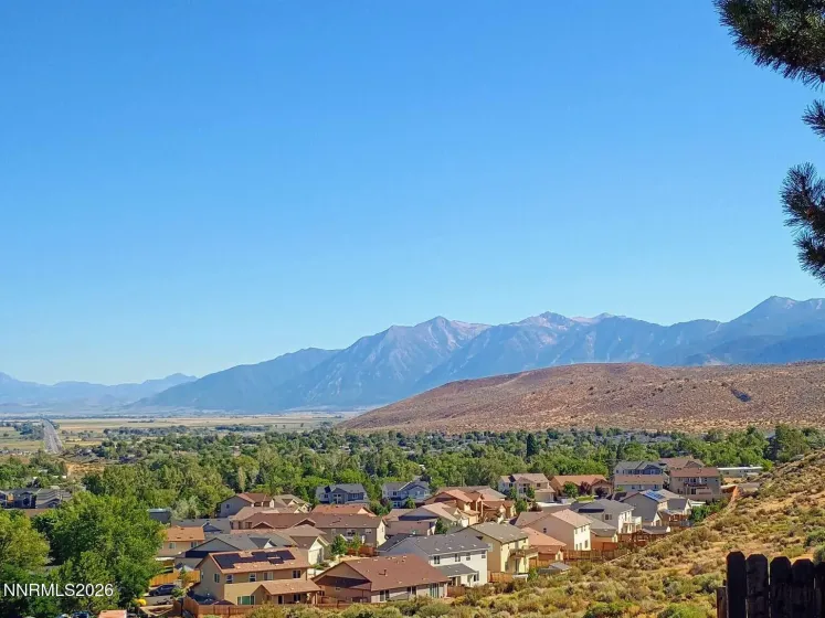893 Vista Park, Carson City, Nevada 89705, 3 Bedrooms Bedrooms, ,2 BathroomsBathrooms,Residential,Residential,Vista Park,0,260009525