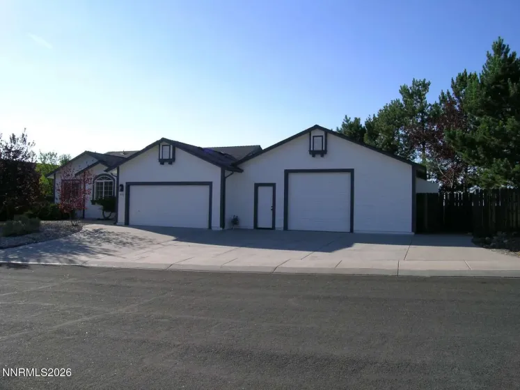 893 Vista Park, Carson City, Nevada 89705, 3 Bedrooms Bedrooms, ,2 BathroomsBathrooms,Residential,Residential,Vista Park,0,260009525