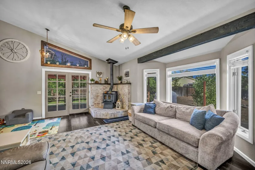 620 Renee, Gardnerville, Nevada 89460, 3 Bedrooms Bedrooms, ,2 BathroomsBathrooms,Residential,Residential,Renee,0,260009532