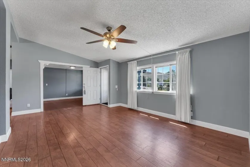 17235 Waxwing, Reno, Nevada 89508, 3 Bedrooms Bedrooms, ,2 BathroomsBathrooms,Residential,Residential,Waxwing,0,260009533
