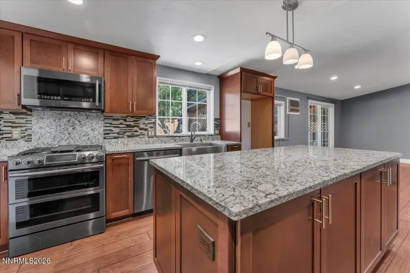 17235 Waxwing, Reno, Nevada 89508, 3 Bedrooms Bedrooms, ,2 BathroomsBathrooms,Residential,Residential,Waxwing,0,260009533