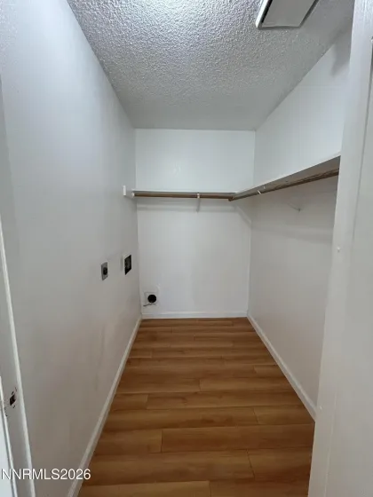 Walk In Closet/Washer & Dryer Hook Up