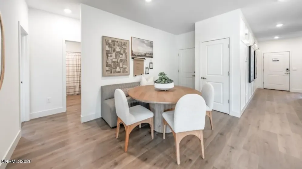 4323 Single Pine, Sparks, Nevada 89436, 5 Bedrooms Bedrooms, ,3 BathroomsBathrooms,Residential,Residential,Single Pine,0,260009540