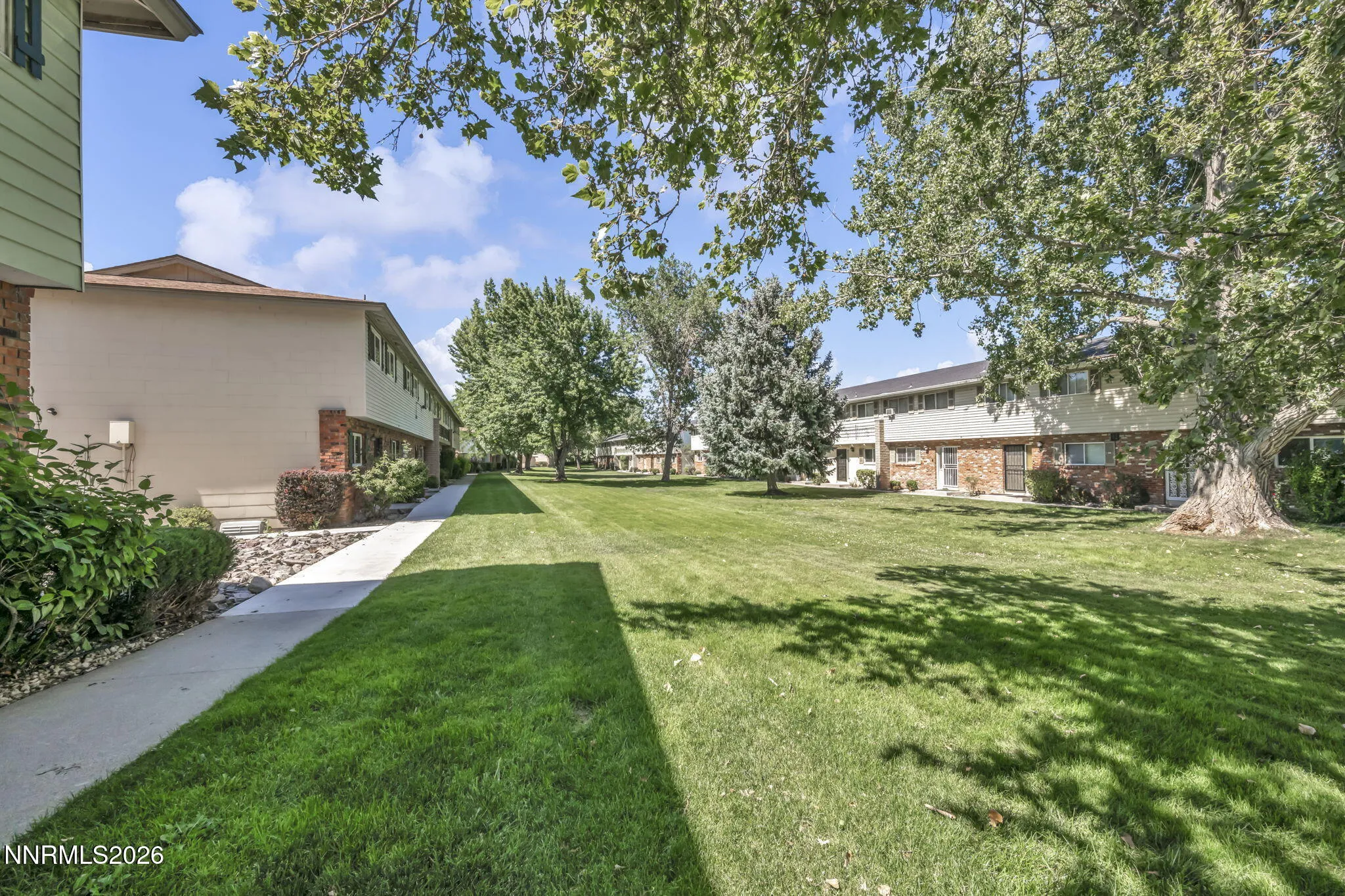 446 Smithridge, Reno, Nevada 89502, 2 Bedrooms Bedrooms, ,2 BathroomsBathrooms,Residential,Residential,Smithridge,0,260009569