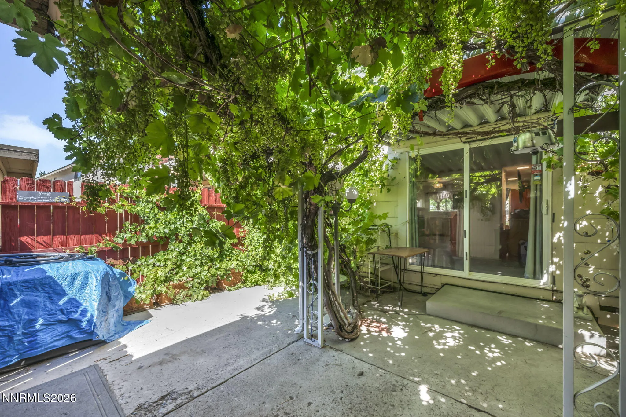 446 Smithridge, Reno, Nevada 89502, 2 Bedrooms Bedrooms, ,2 BathroomsBathrooms,Residential,Residential,Smithridge,0,260009569