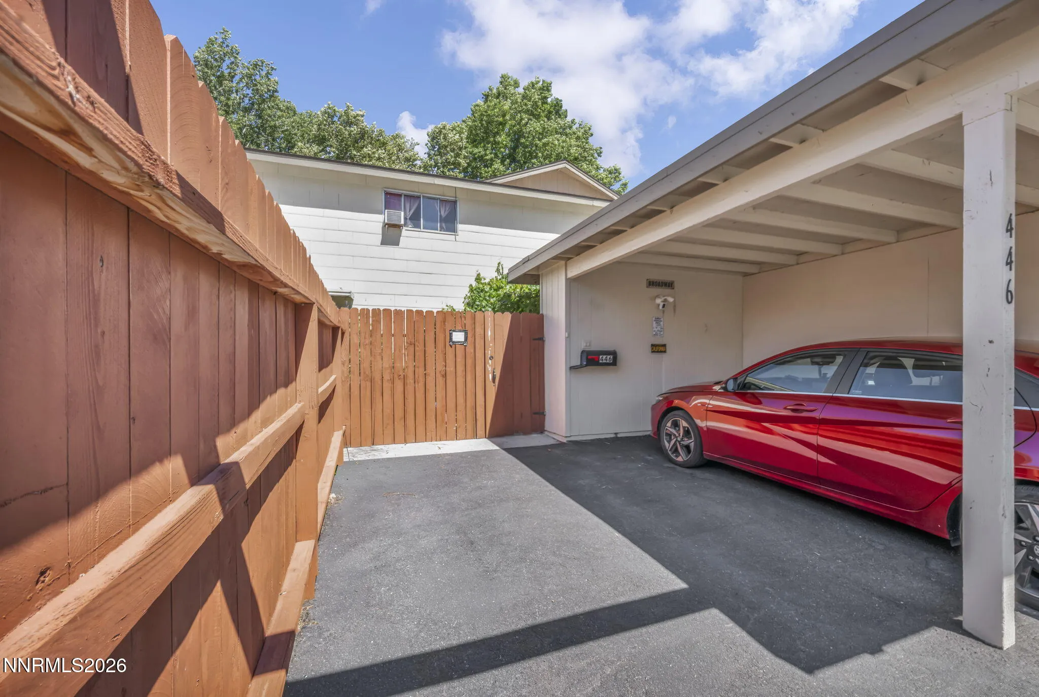 446 Smithridge, Reno, Nevada 89502, 2 Bedrooms Bedrooms, ,2 BathroomsBathrooms,Residential,Residential,Smithridge,0,260009569