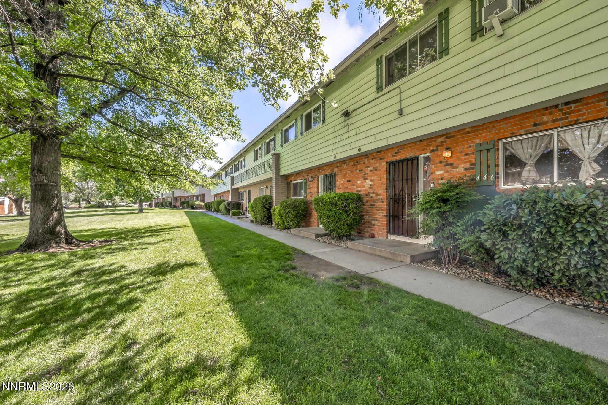 446 Smithridge, Reno, Nevada 89502, 2 Bedrooms Bedrooms, ,2 BathroomsBathrooms,Residential,Residential,Smithridge,0,260009569