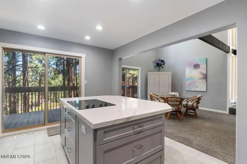 31 Chalet, Stateline, Nevada 89449, 2 Bedrooms Bedrooms, ,2 BathroomsBathrooms,Residential,Residential,Chalet,0,260009516