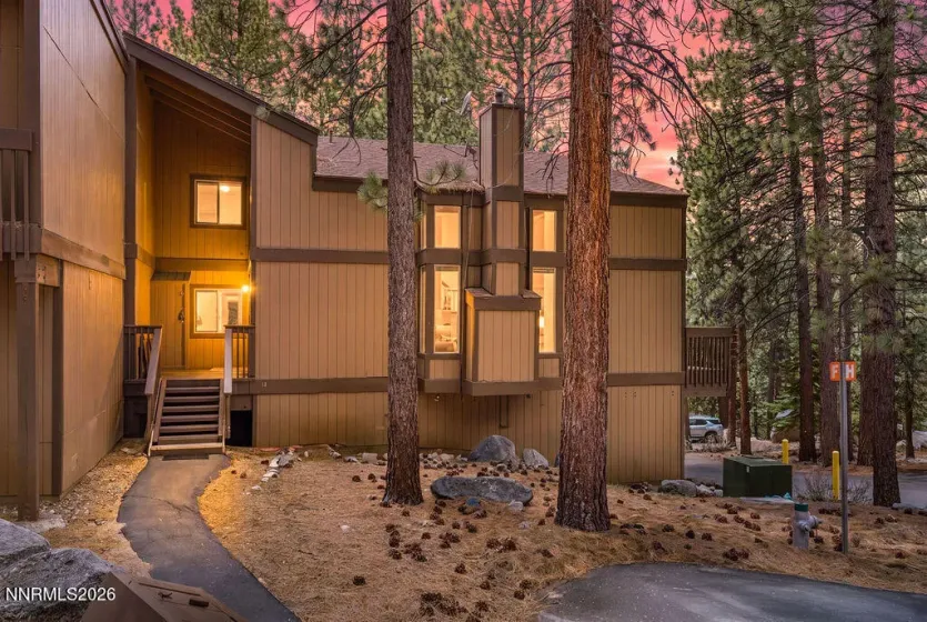 31 Chalet, Stateline, Nevada 89449, 2 Bedrooms Bedrooms, ,2 BathroomsBathrooms,Residential,Residential,Chalet,0,260009516