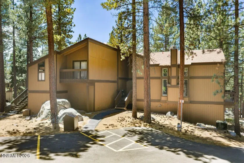31 Chalet, Stateline, Nevada 89449, 2 Bedrooms Bedrooms, ,2 BathroomsBathrooms,Residential,Residential,Chalet,0,260009516
