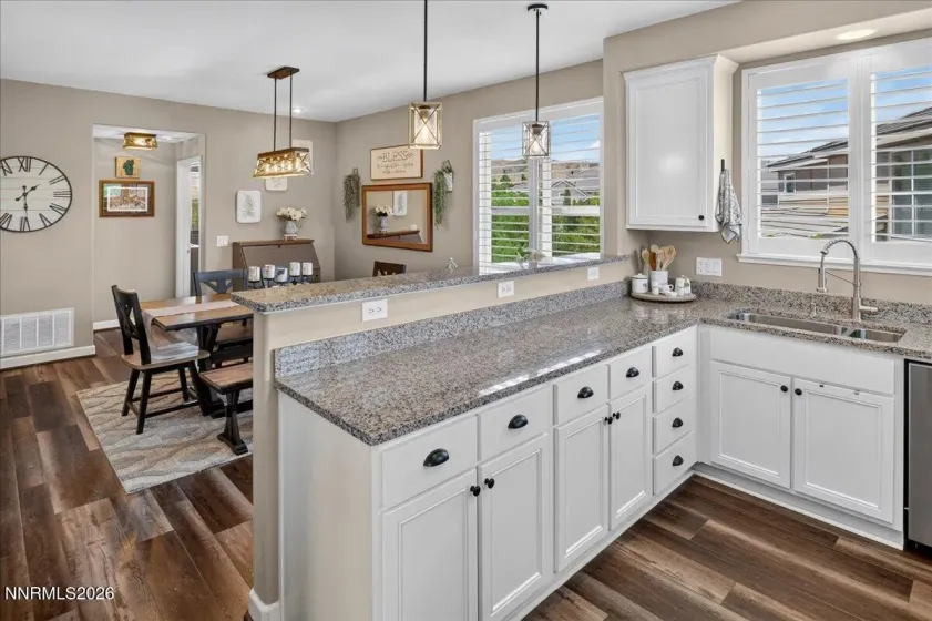 4872 Bougainvillea, Sparks, Nevada 89436, 2 Bedrooms Bedrooms, ,2 BathroomsBathrooms,Residential,Residential,Bougainvillea,0,260009528