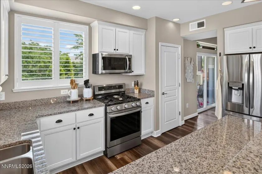 4872 Bougainvillea, Sparks, Nevada 89436, 2 Bedrooms Bedrooms, ,2 BathroomsBathrooms,Residential,Residential,Bougainvillea,0,260009528