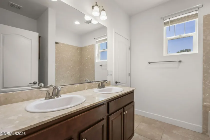 2900 Tobiano, Reno, Nevada 89521, 4 Bedrooms Bedrooms, ,3 BathroomsBathrooms,Residential,Residential,Tobiano,0,260009531