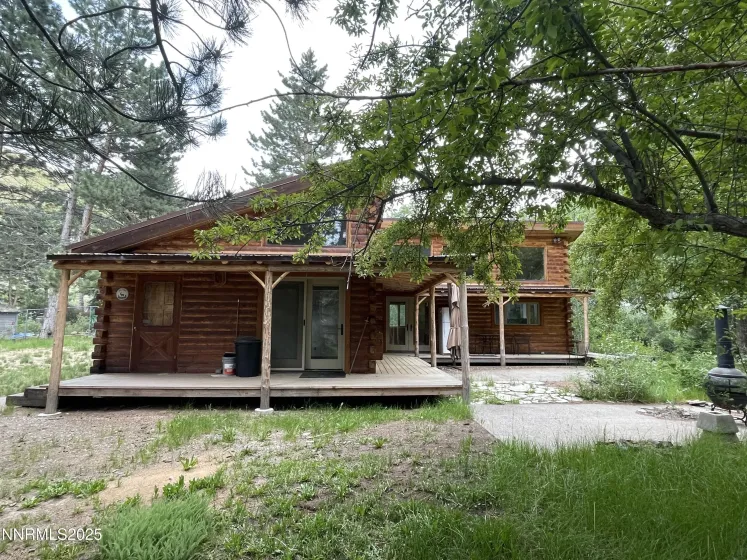 Front of cabin from side view