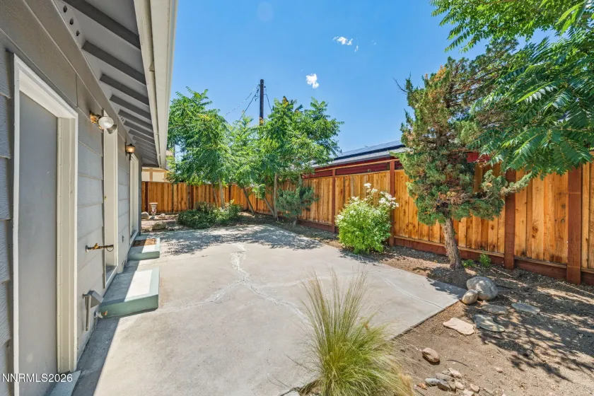 1945 Lakeside, Reno, Nevada 89509, 3 Bedrooms Bedrooms, ,3 BathroomsBathrooms,Residential,Residential,Lakeside,0,260009576