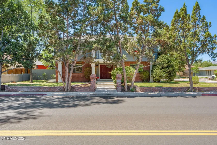 1945 Lakeside, Reno, Nevada 89509, 3 Bedrooms Bedrooms, ,3 BathroomsBathrooms,Residential,Residential,Lakeside,0,260009576
