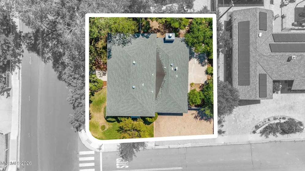 1945 Lakeside, Reno, Nevada 89509, 3 Bedrooms Bedrooms, ,3 BathroomsBathrooms,Residential,Residential,Lakeside,0,260009576