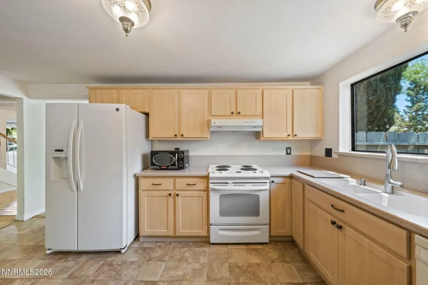 1945 Lakeside, Reno, Nevada 89509, 3 Bedrooms Bedrooms, ,3 BathroomsBathrooms,Residential,Residential,Lakeside,0,260009576