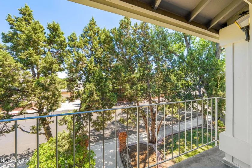 1945 Lakeside, Reno, Nevada 89509, 3 Bedrooms Bedrooms, ,3 BathroomsBathrooms,Residential,Residential,Lakeside,0,260009576