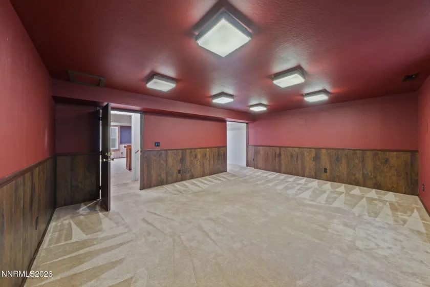1945 Lakeside, Reno, Nevada 89509, 3 Bedrooms Bedrooms, ,3 BathroomsBathrooms,Residential,Residential,Lakeside,0,260009576