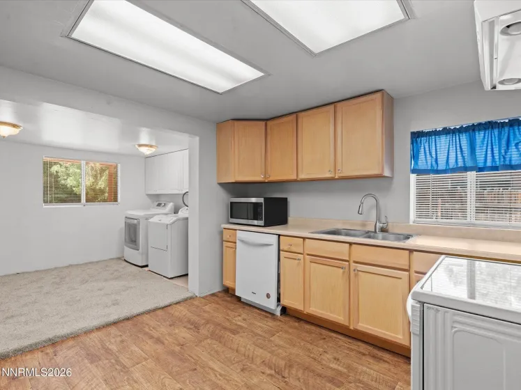 1239 Patrick, Reno, Nevada 89509, 2 Bedrooms Bedrooms, ,1 BathroomBathrooms,Residential,Residential,Patrick,0,260008155