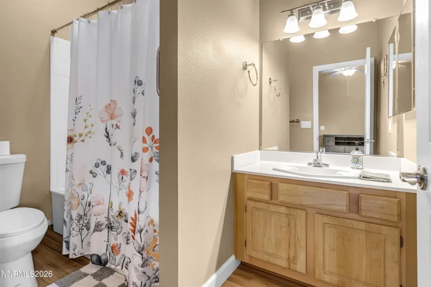 900 South Meadows, Reno, Nevada 89521, 2 Bedrooms Bedrooms, ,2 BathroomsBathrooms,Residential,Residential,South Meadows,0,260003838