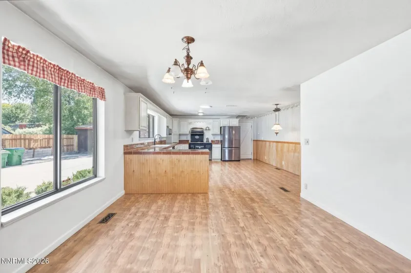 1360 Clough, Reno, Nevada 89509, 2 Bedrooms Bedrooms, ,2 BathroomsBathrooms,Residential,Residential,Clough,0,260009587