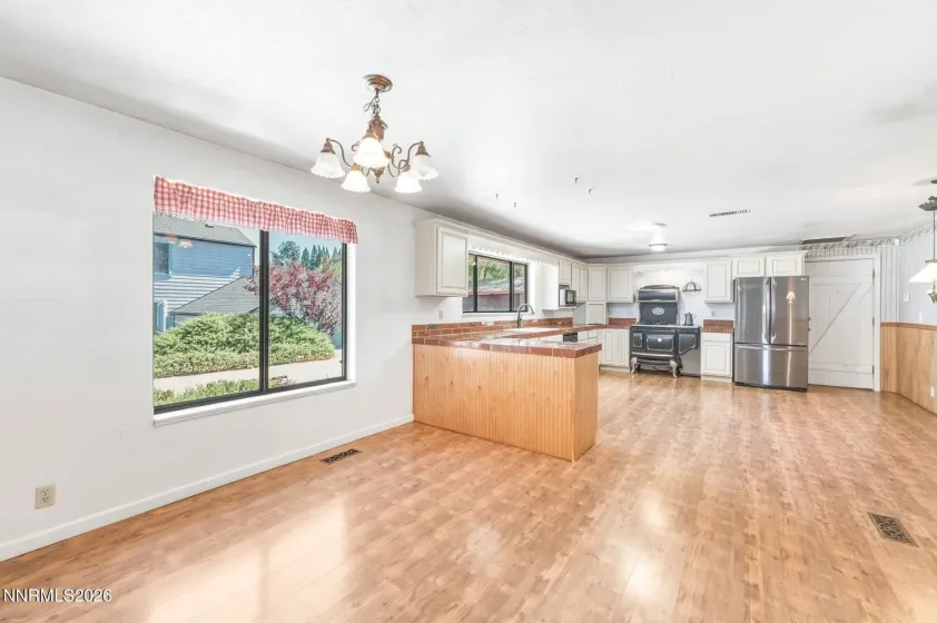 1360 Clough, Reno, Nevada 89509, 2 Bedrooms Bedrooms, ,2 BathroomsBathrooms,Residential,Residential,Clough,0,260009587
