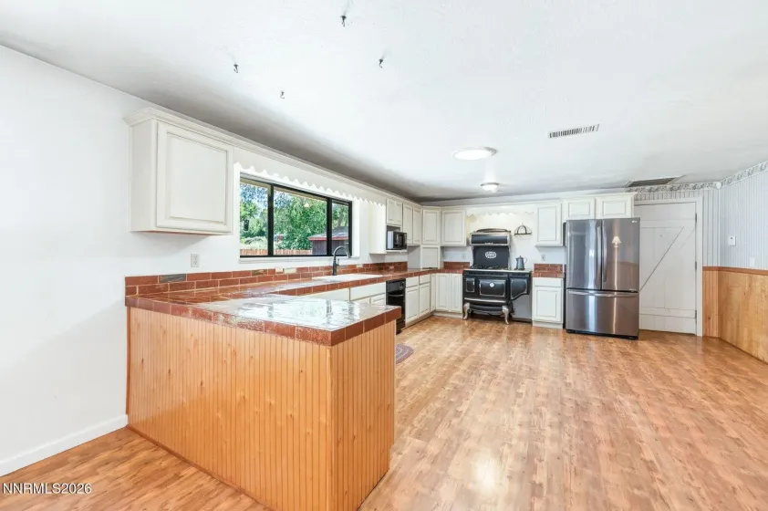 1360 Clough, Reno, Nevada 89509, 2 Bedrooms Bedrooms, ,2 BathroomsBathrooms,Residential,Residential,Clough,0,260009587