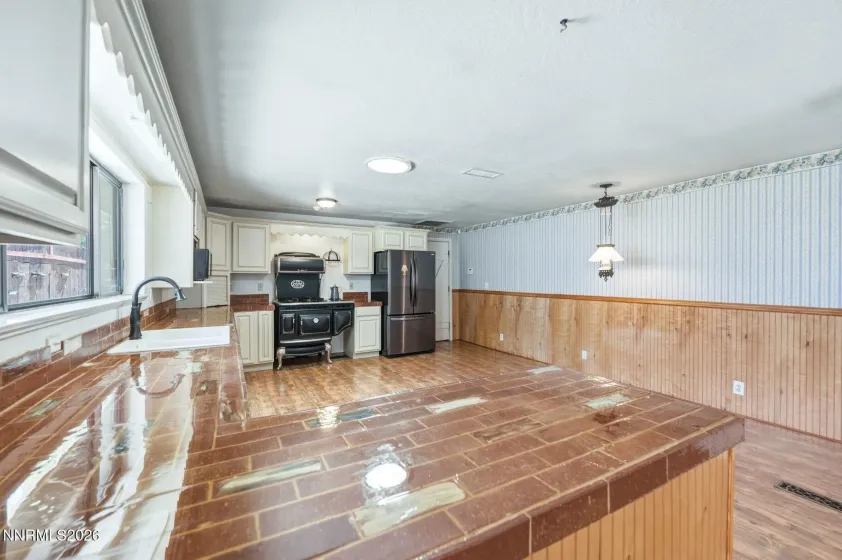 1360 Clough, Reno, Nevada 89509, 2 Bedrooms Bedrooms, ,2 BathroomsBathrooms,Residential,Residential,Clough,0,260009587