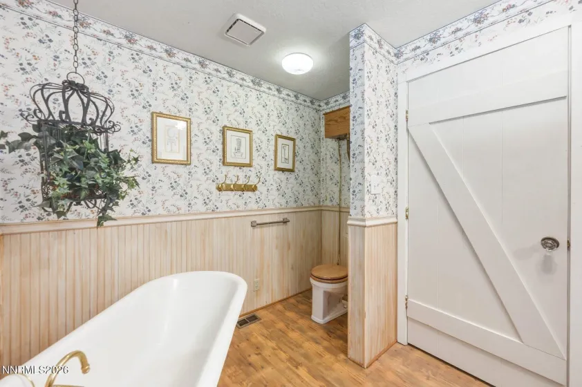 1360 Clough, Reno, Nevada 89509, 2 Bedrooms Bedrooms, ,2 BathroomsBathrooms,Residential,Residential,Clough,0,260009587