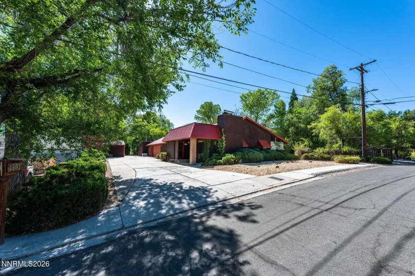 1360 Clough, Reno, Nevada 89509, 2 Bedrooms Bedrooms, ,2 BathroomsBathrooms,Residential,Residential,Clough,0,260009587
