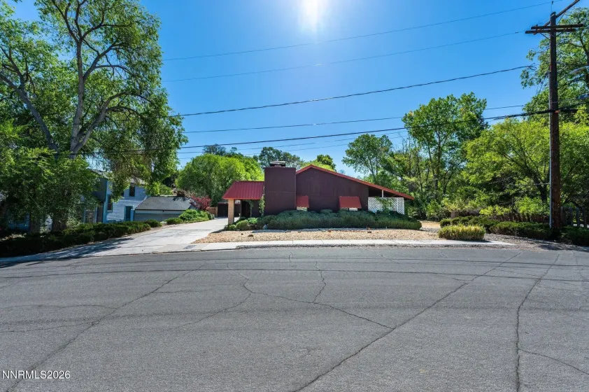 1360 Clough, Reno, Nevada 89509, 2 Bedrooms Bedrooms, ,2 BathroomsBathrooms,Residential,Residential,Clough,0,260009587