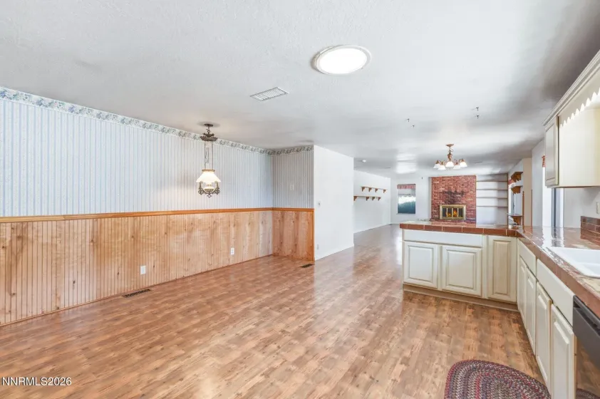 1360 Clough, Reno, Nevada 89509, 2 Bedrooms Bedrooms, ,2 BathroomsBathrooms,Residential,Residential,Clough,0,260009587