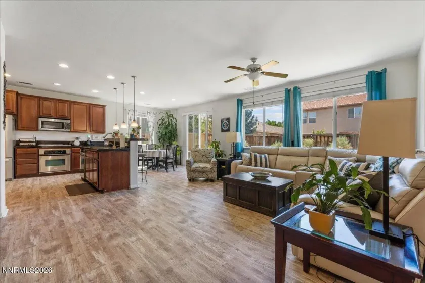 11265 Torino, Reno, Nevada 89521, 3 Bedrooms Bedrooms, ,3 BathroomsBathrooms,Residential,Residential,Torino,0,260009589
