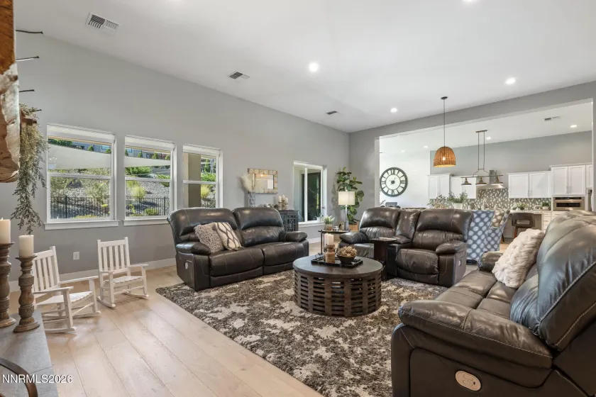 3060 Bristol, Reno, Nevada 89521, 3 Bedrooms Bedrooms, ,3 BathroomsBathrooms,Residential,Residential,Bristol,0,260009590