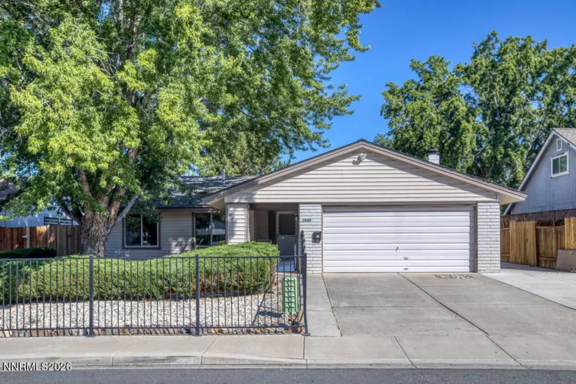 2645 Howard, Sparks, Nevada 89434, 3 Bedrooms Bedrooms, ,2 BathroomsBathrooms,Residential,Residential,Howard,0,260009599