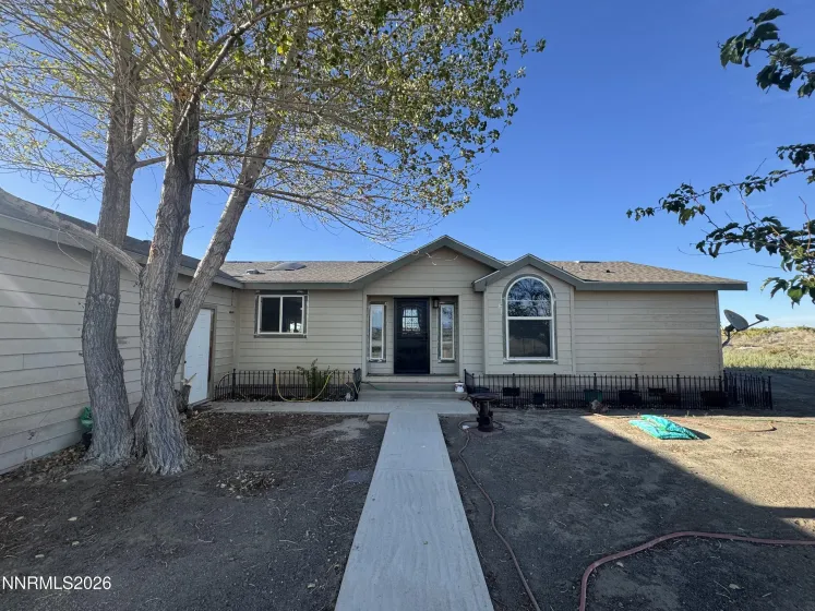 6262 Lakeview, Fallon, Nevada 89406, 3 Bedrooms Bedrooms, ,2 BathroomsBathrooms,Residential,Residential,Lakeview,0,260009600