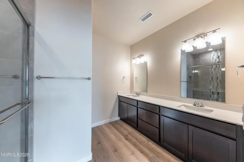 2393 Tecumseh, Sparks, Nevada 89436, 3 Bedrooms Bedrooms, ,4 BathroomsBathrooms,Residential,Residential,Tecumseh,0,260009602