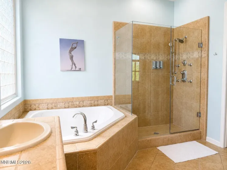 9900 Wilbur May, Reno, Nevada 89521, 3 Bedrooms Bedrooms, ,2 BathroomsBathrooms,Residential,Residential,Wilbur May,0,260009607