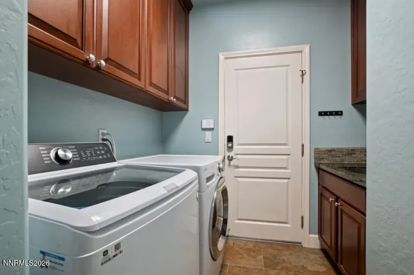 9255 Palmetto, Reno, Nevada 89523, 3 Bedrooms Bedrooms, ,3 BathroomsBathrooms,Residential,Residential,Palmetto,0,260009608