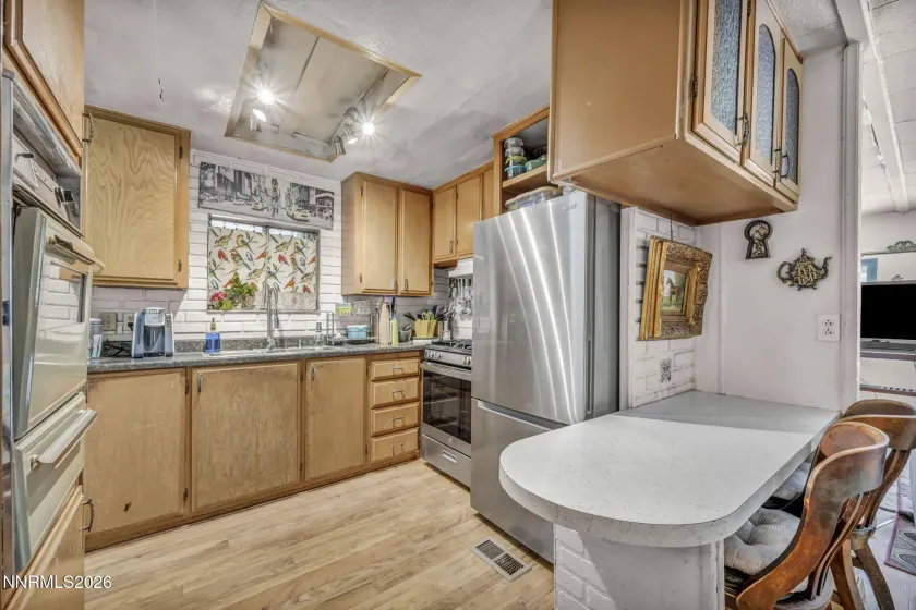 360 Gepford, Sun Valley, Nevada 89433, 3 Bedrooms Bedrooms, ,2 BathroomsBathrooms,Residential,Residential,Gepford,0,260009609
