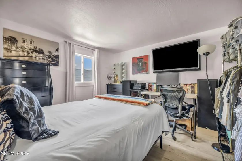 360 Gepford, Sun Valley, Nevada 89433, 3 Bedrooms Bedrooms, ,2 BathroomsBathrooms,Residential,Residential,Gepford,0,260009609