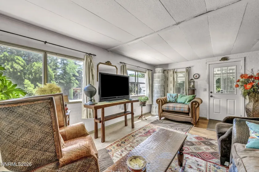 360 Gepford, Sun Valley, Nevada 89433, 3 Bedrooms Bedrooms, ,2 BathroomsBathrooms,Residential,Residential,Gepford,0,260009609