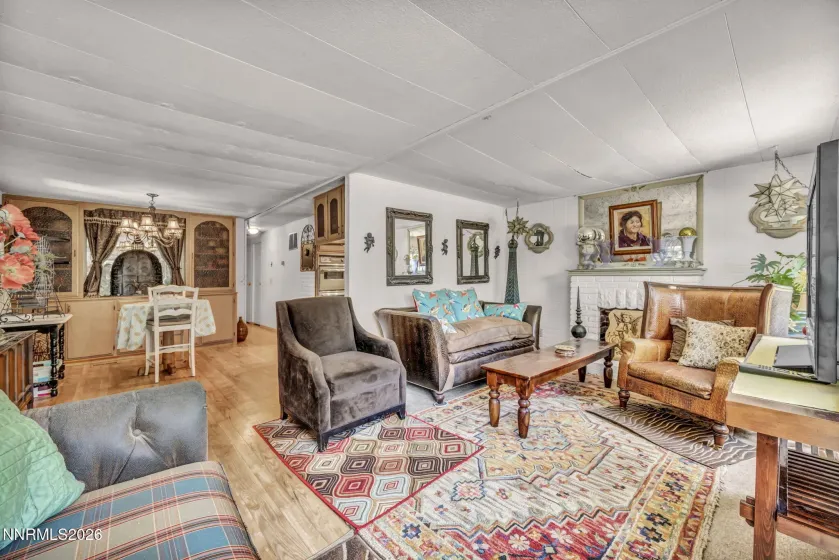 360 Gepford, Sun Valley, Nevada 89433, 3 Bedrooms Bedrooms, ,2 BathroomsBathrooms,Residential,Residential,Gepford,0,260009609