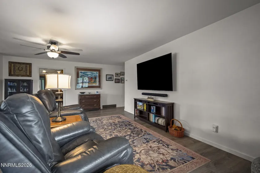 1760 Verdi, Verdi, Nevada 89439, 3 Bedrooms Bedrooms, ,2 BathroomsBathrooms,Residential,Residential,Verdi,0,260009613